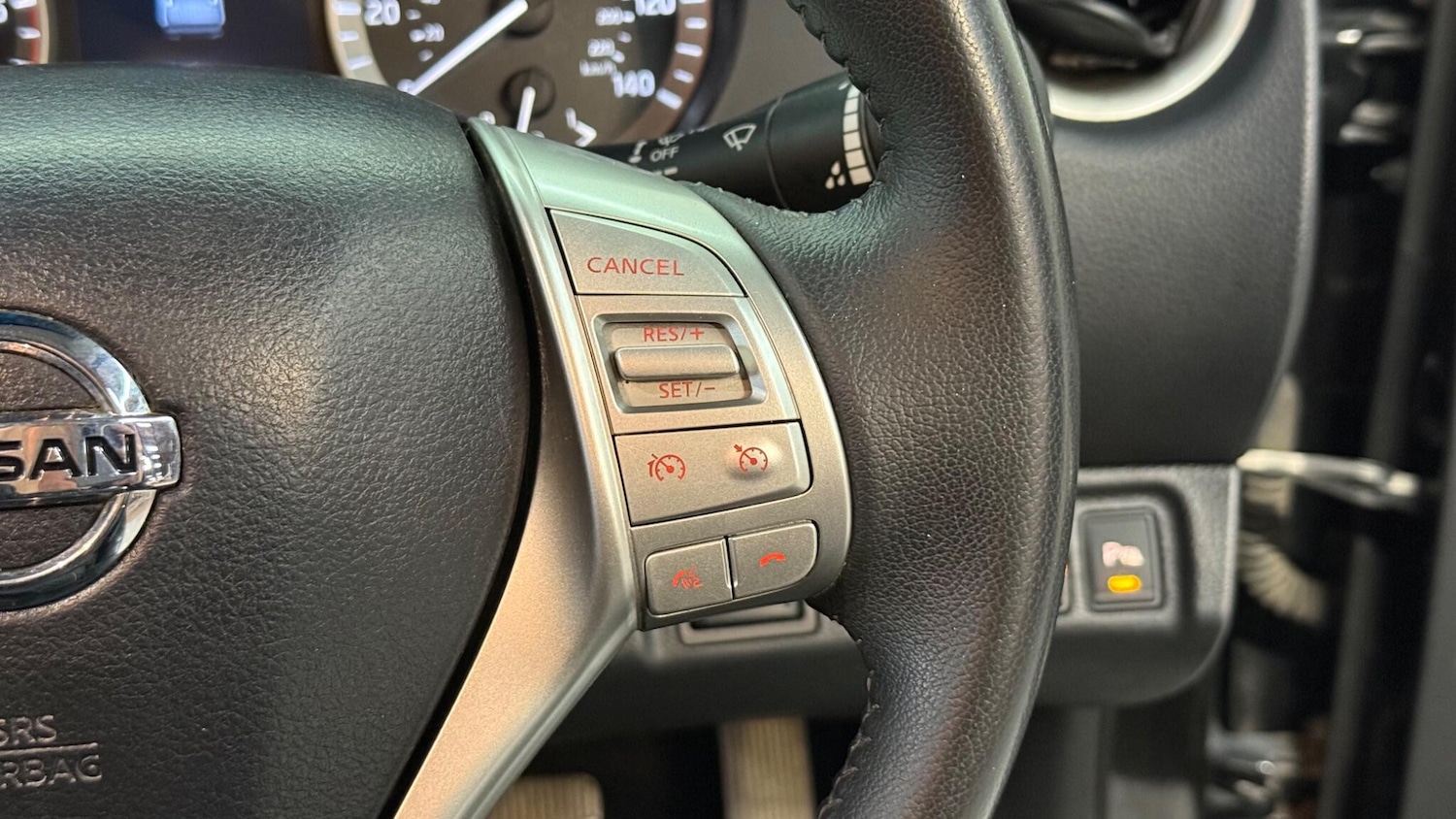 Used Nissan Navara 2017 for sale - 77853468: Photo 35