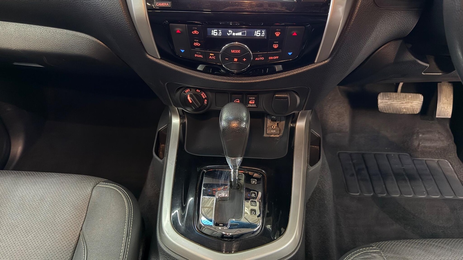 Used Nissan Navara 2017 for sale - 77853468: Photo 38