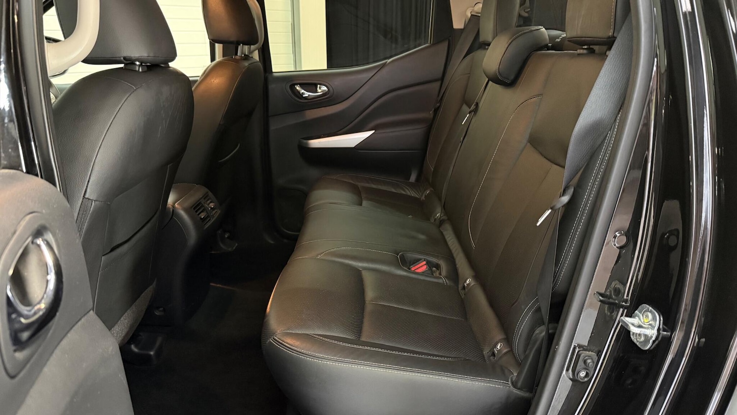 Used Nissan Navara 2017 for sale - 77853468: Photo 46