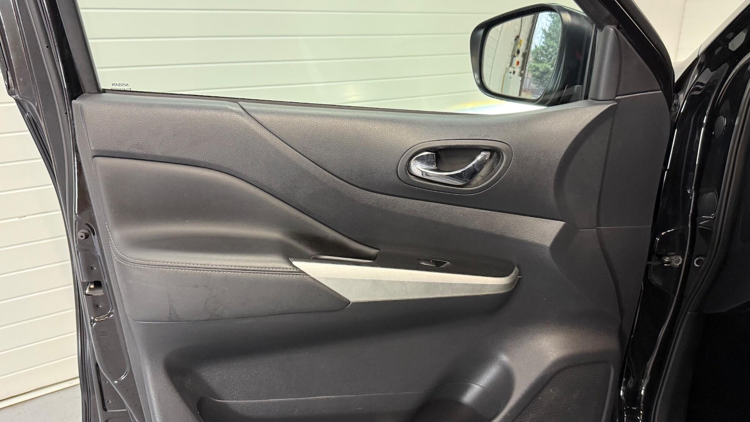 Used Nissan Navara 2017 for sale - 77853468: Photo 53