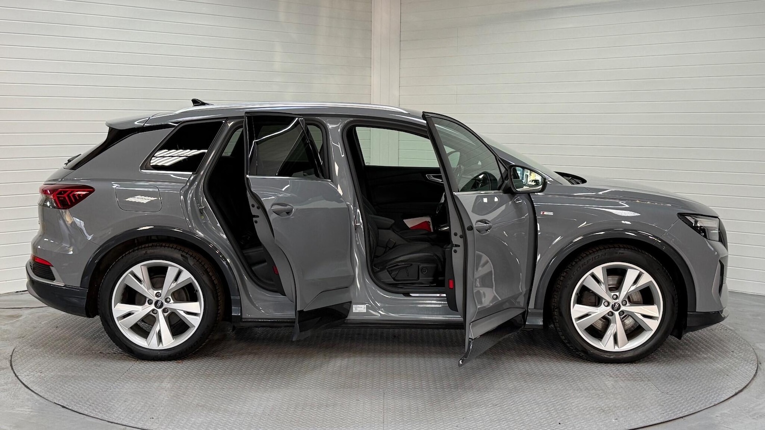 Used Audi Q4 e-tron 2021 for sale - 77163277: Photo 12