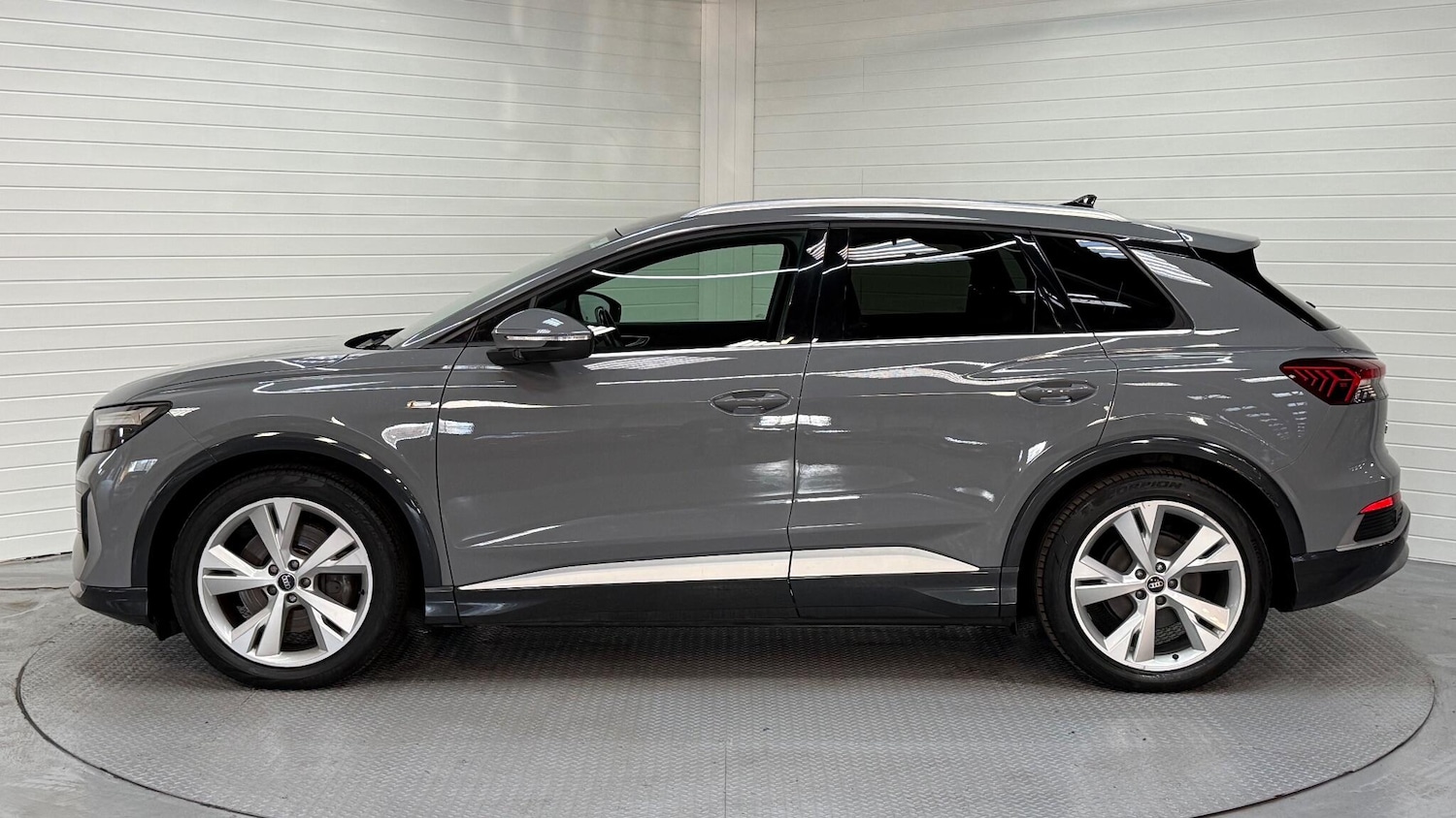 Used Audi Q4 e-tron 2021 for sale - 77163277: Photo 6