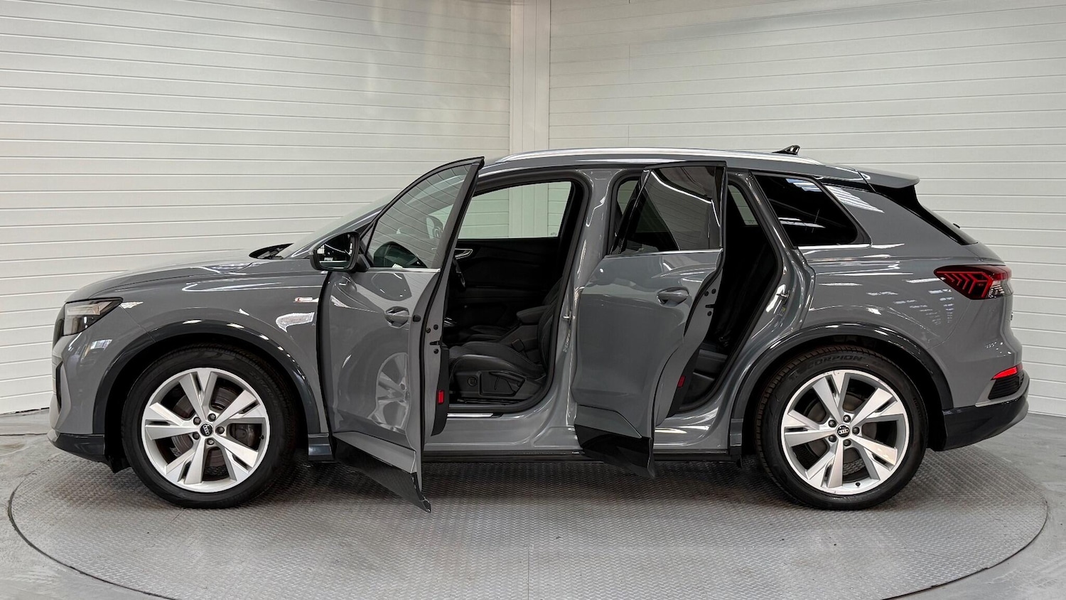 Used Audi Q4 e-tron 2021 for sale - 77163277: Photo 7