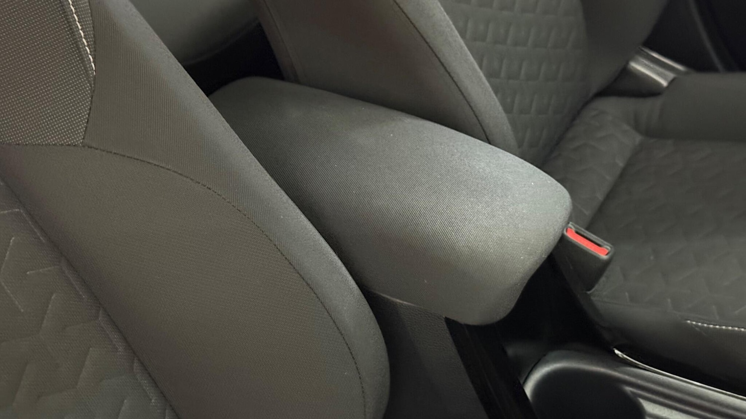 Used Toyota Corolla 2022 for sale - 76987792: Photo 28