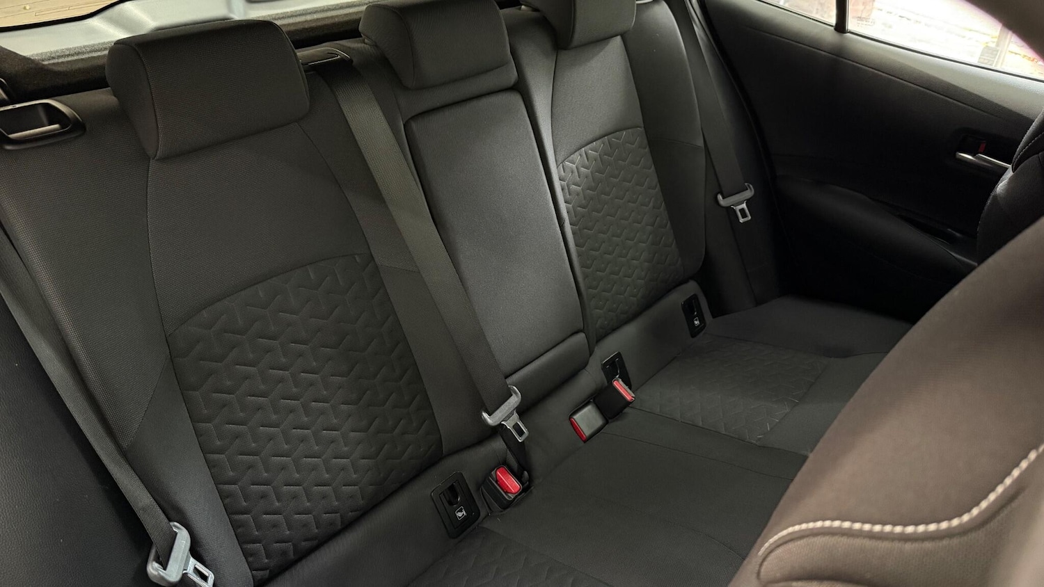 Used Toyota Corolla 2022 for sale - 76987792: Photo 44