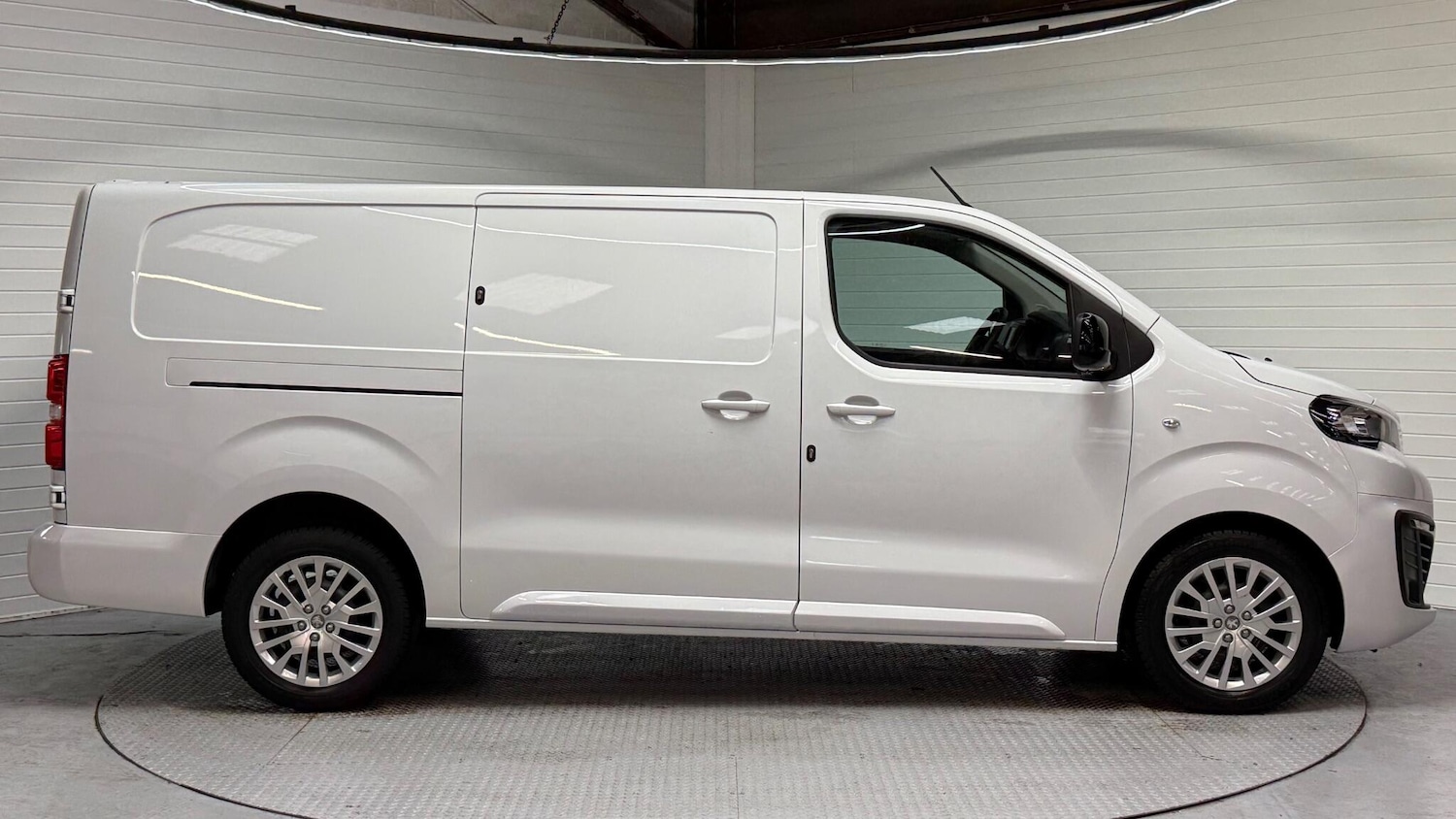 Used Peugeot Expert 2023 for sale - 77738305: Photo 10