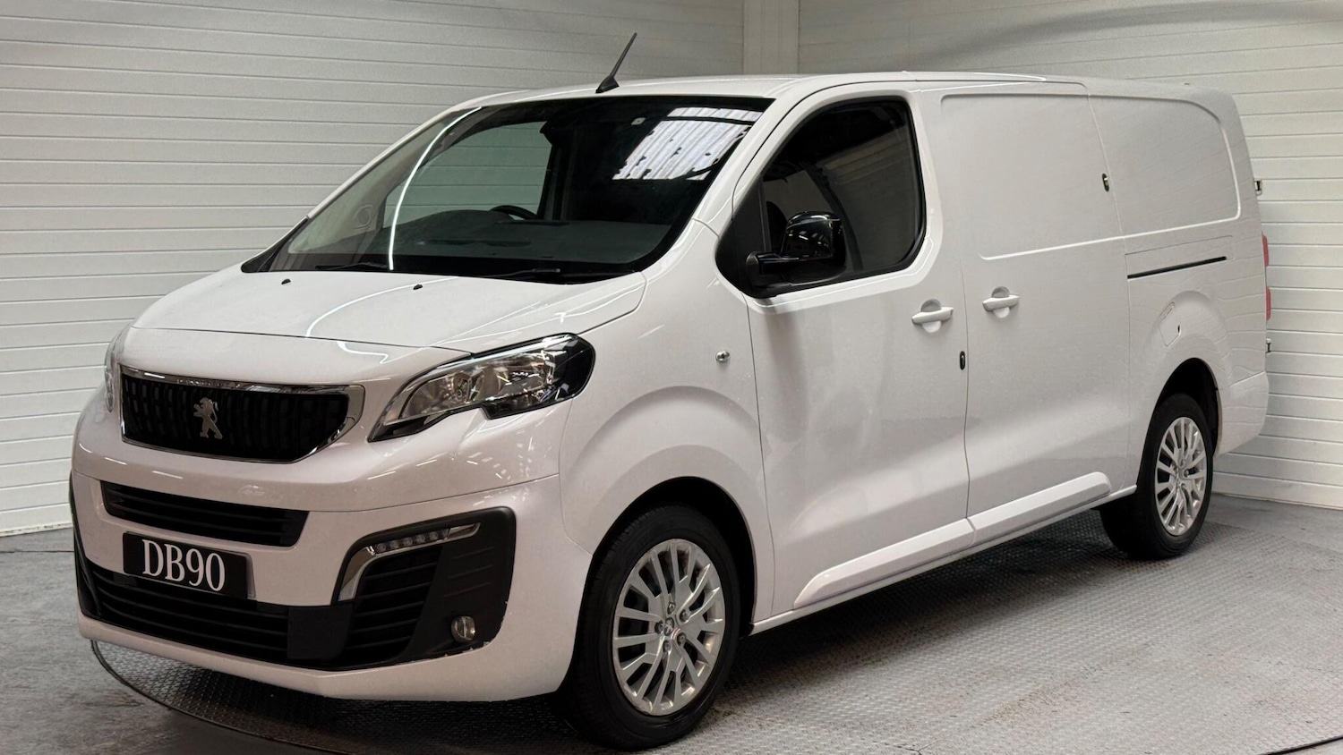Used Peugeot Expert 2023 for sale - 77738305: Photo 5