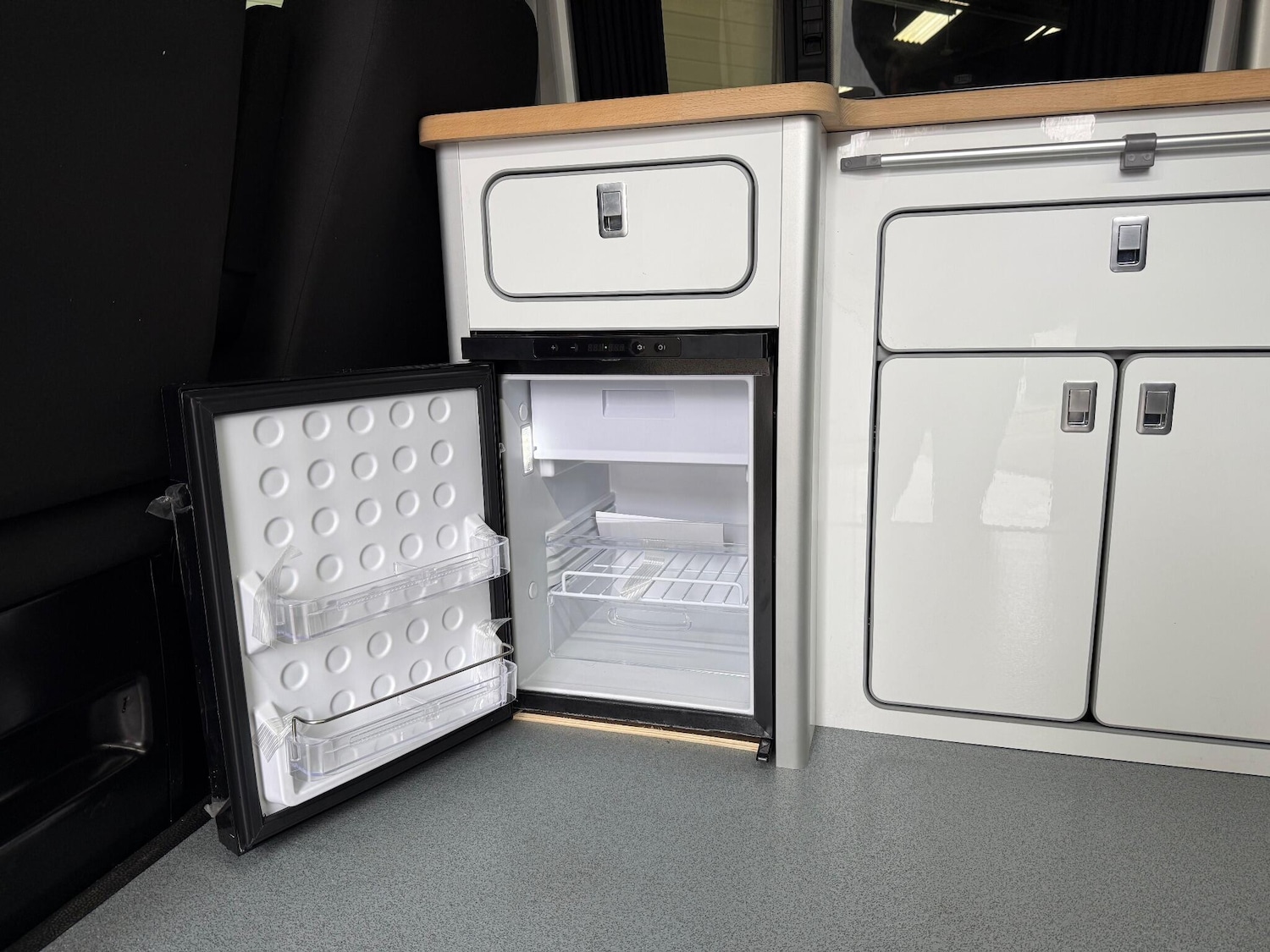 Used Volkswagen Transporter 2019 for sale - 77029398: Photo 30