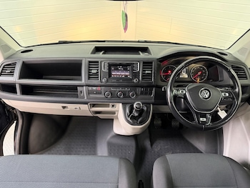 Used Volkswagen Transporter 2019 for sale - 77029398: Photo