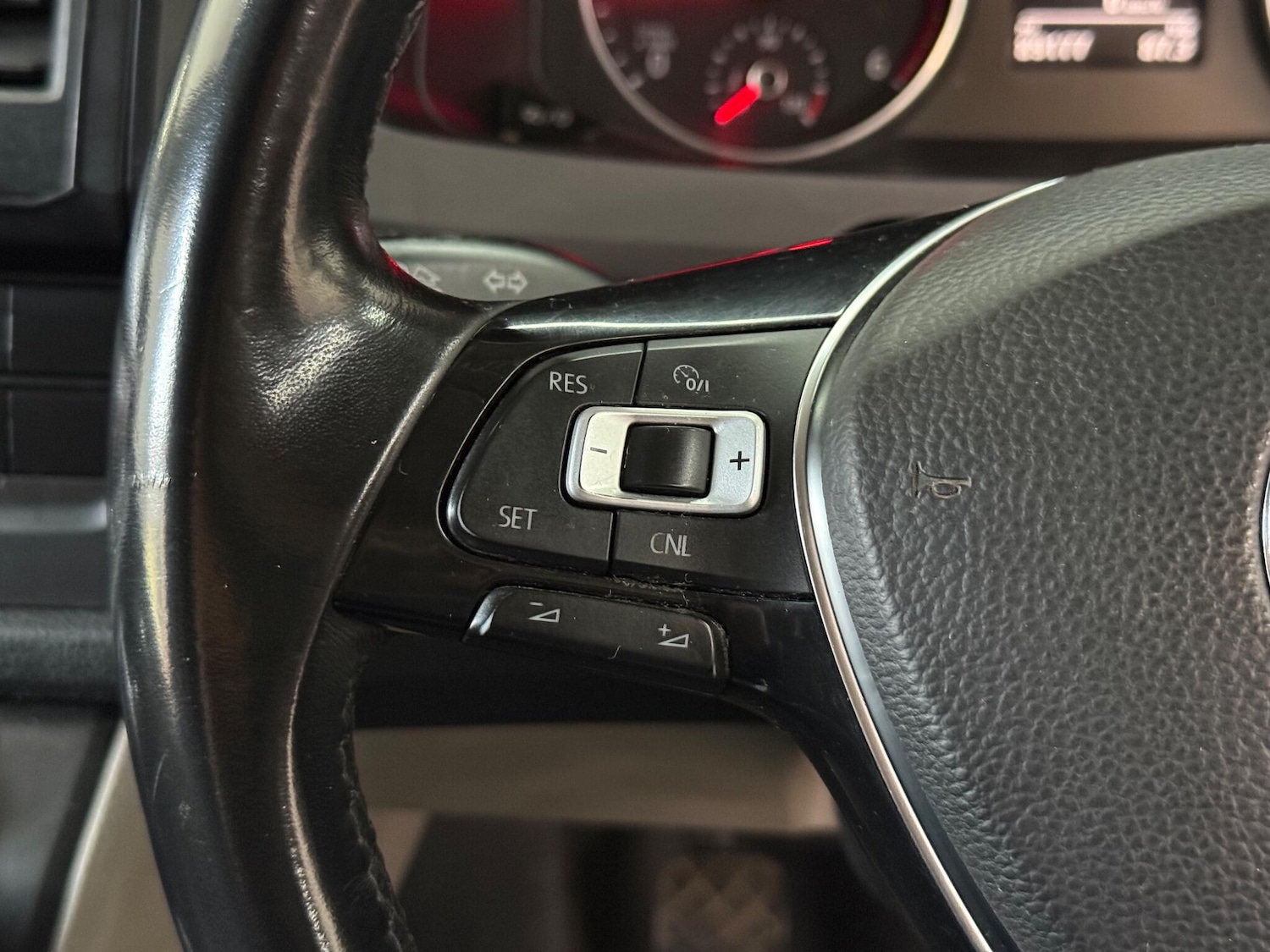 Used Volkswagen Transporter 2019 for sale - 77029398: Photo 40