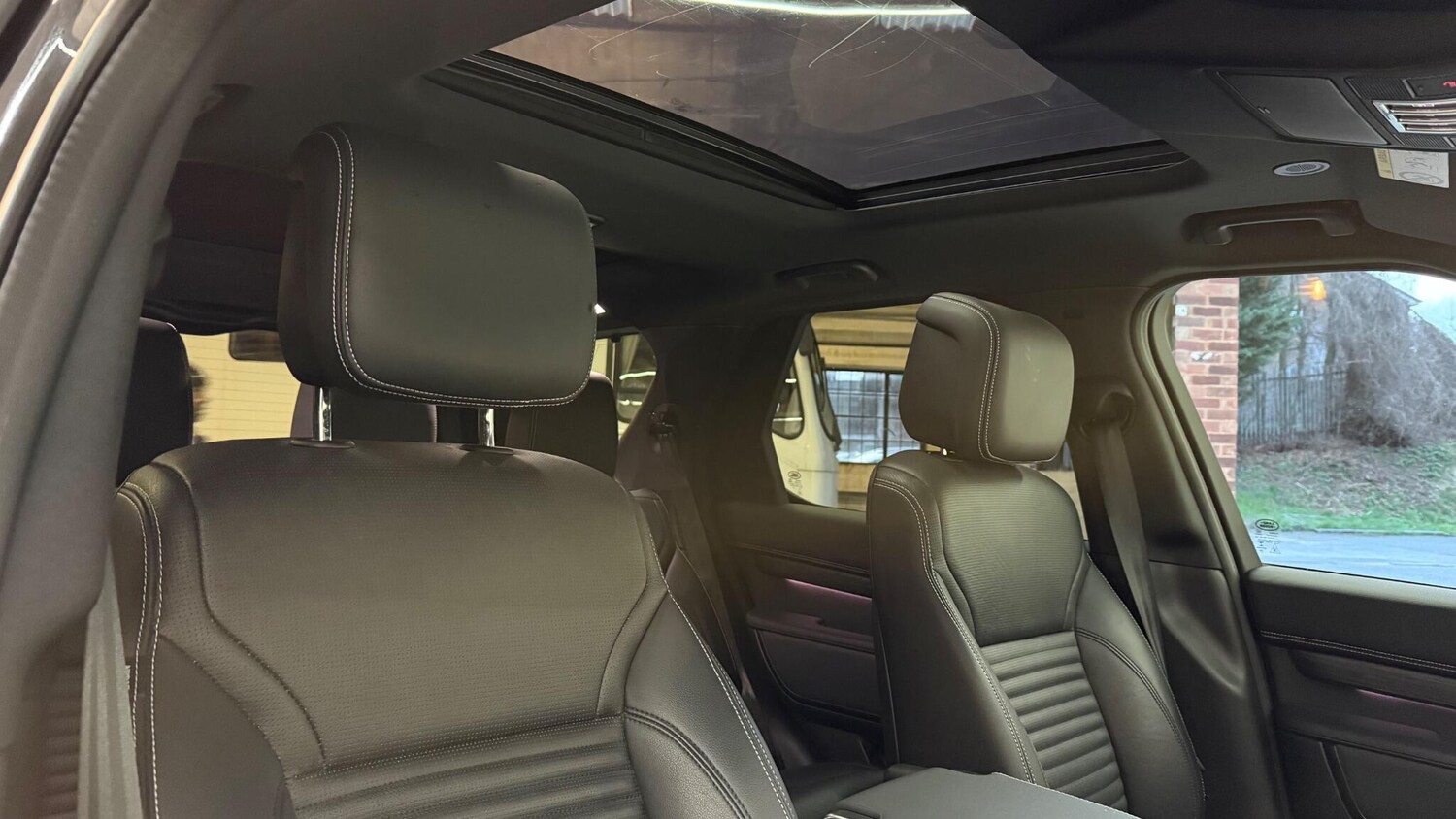 Used Land Rover Discovery 2023 for sale - 77838785: Photo 23