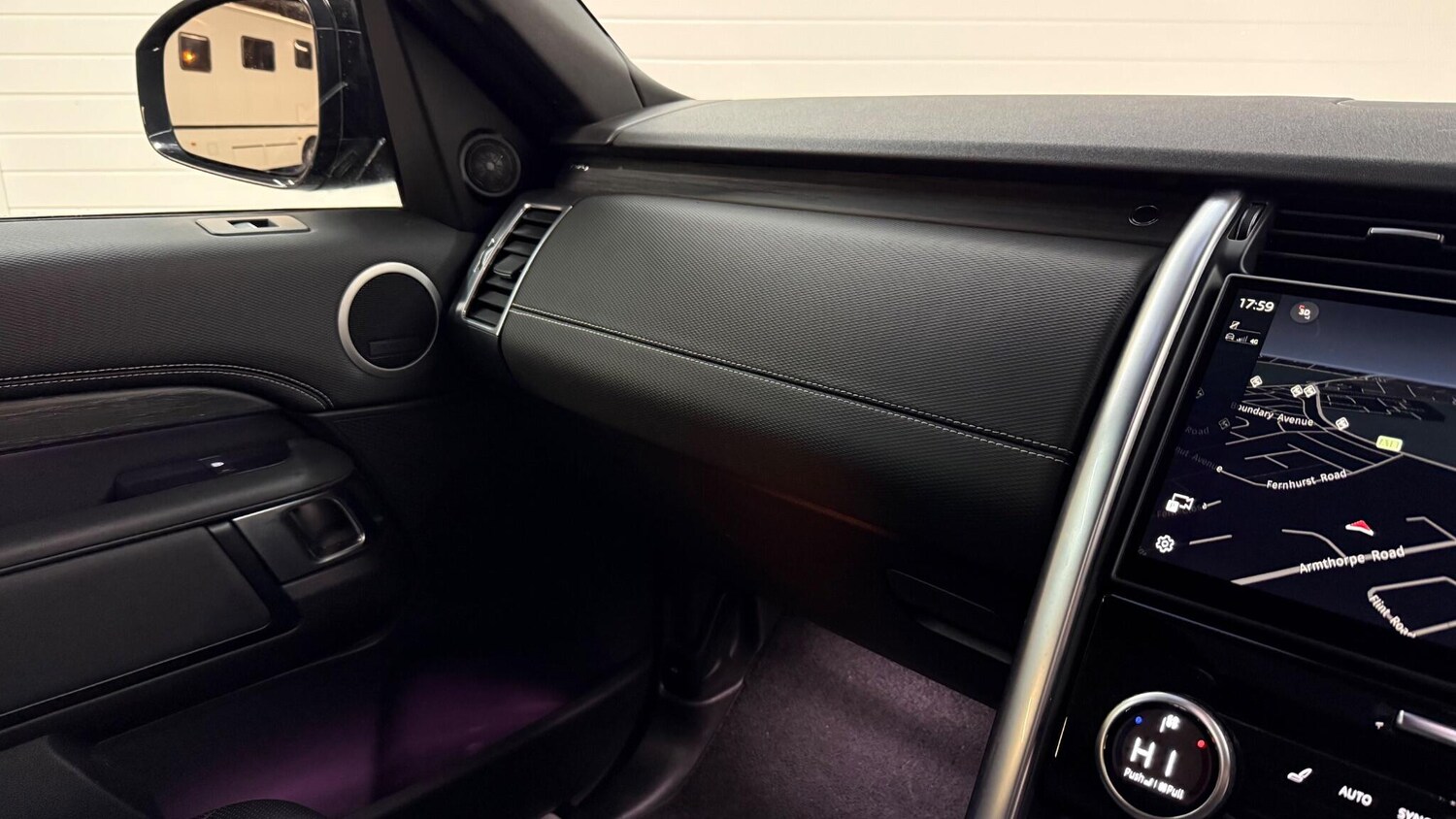 Used Land Rover Discovery 2023 for sale - 77838785: Photo 32