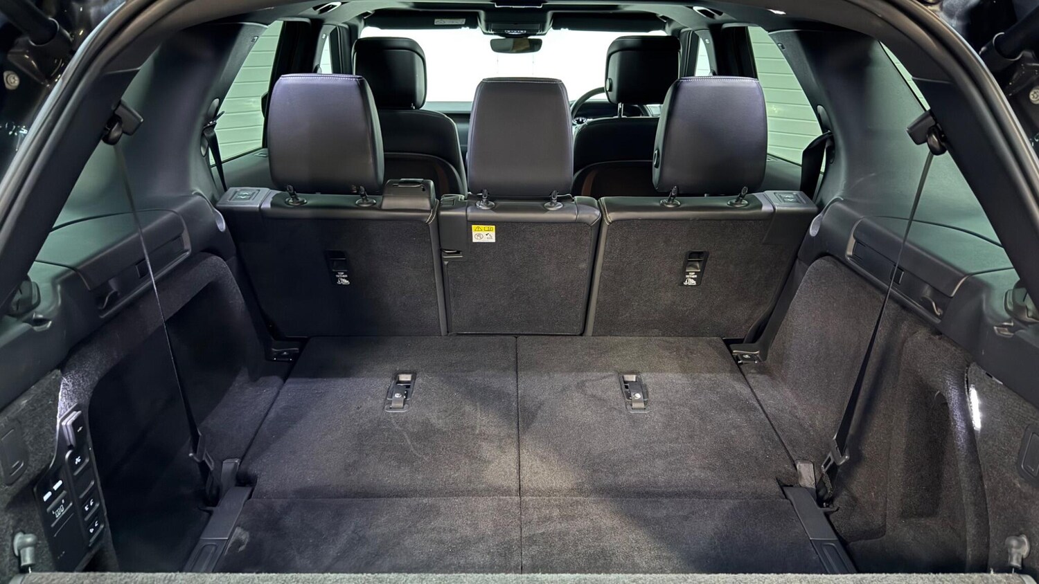 Used Land Rover Discovery 2023 for sale - 77838785: Photo 37