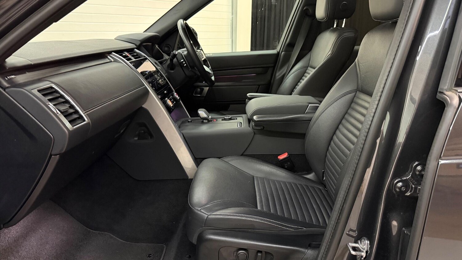 Used Land Rover Discovery 2023 for sale - 77838785: Photo 45