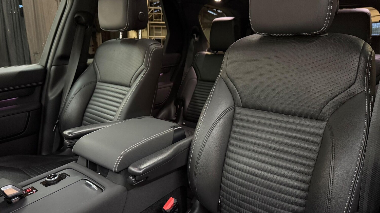 Used Land Rover Discovery 2023 for sale - 77838785: Photo 48