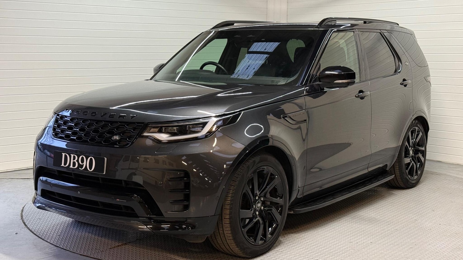 Used Land Rover Discovery 2023 for sale - 77838785: Photo 5