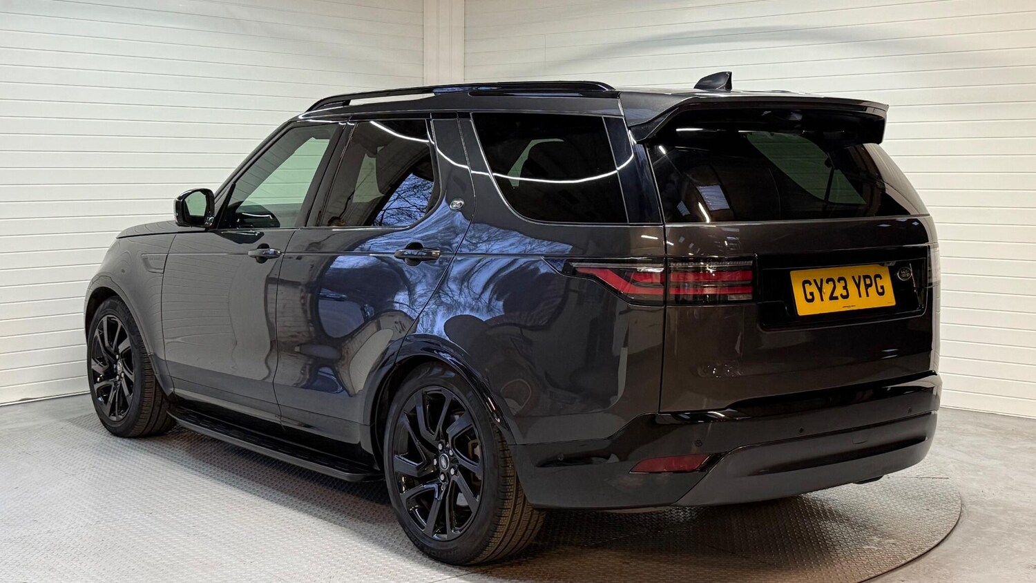 Used Land Rover Discovery 2023 for sale - 77838785: Photo 8