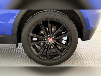 Used Jaguar E-Pace 2019 for sale - 75589626: Photo