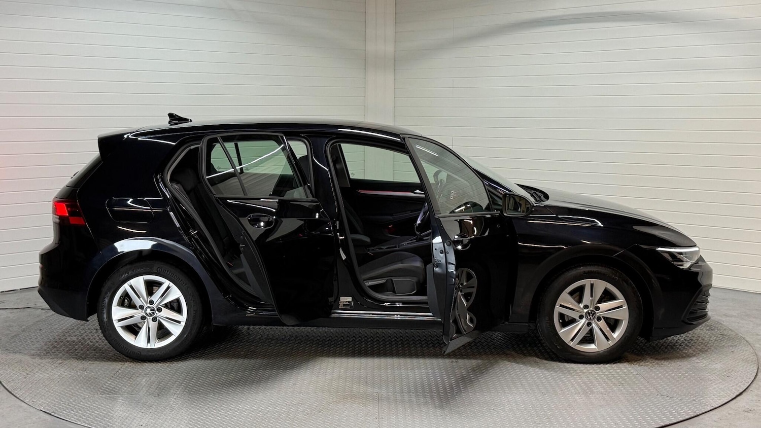 Used Volkswagen Golf for sale - 76965103: Photo 11