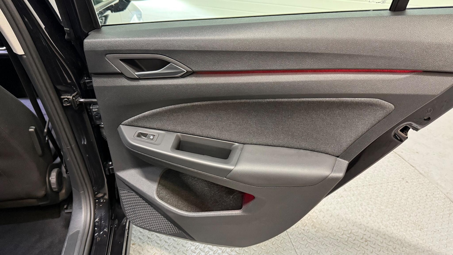 Used Volkswagen Golf for sale - 76965103: Photo 32