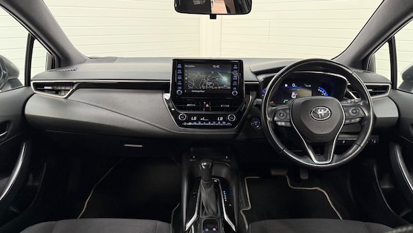 Used Toyota Corolla 2022 for sale - 75508172: Photo 2