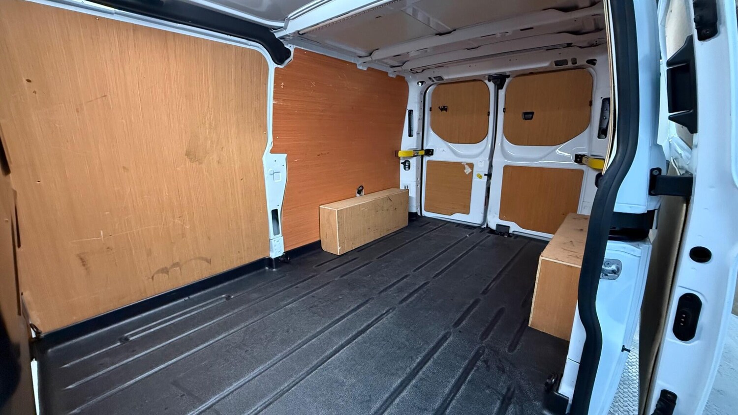 Used Ford Transit Custom 2023 for sale - 77737130: Photo 48