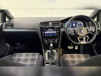 Used Volkswagen Golf 2018 for sale - 79750549: Photo