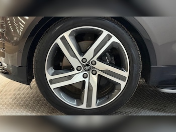 Used Land Rover Discovery 2023 for sale - 79453216: Photo