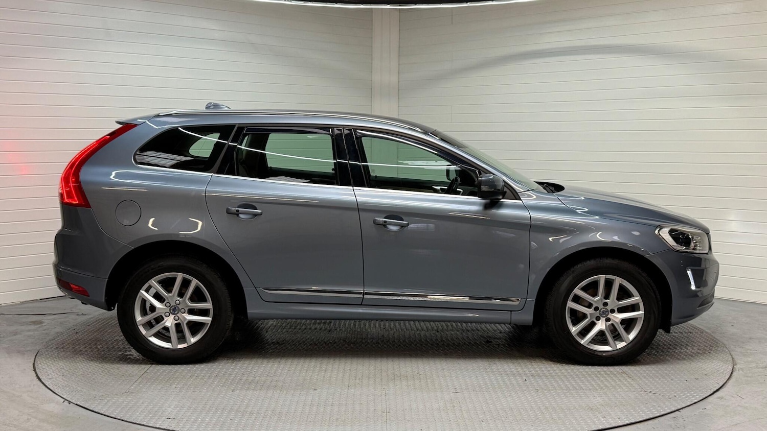 Used Volvo XC60 2017 for sale - 77396670: Photo 10