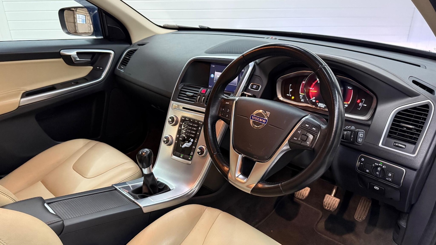 Used Volvo XC60 2017 for sale - 77396670: Photo 22