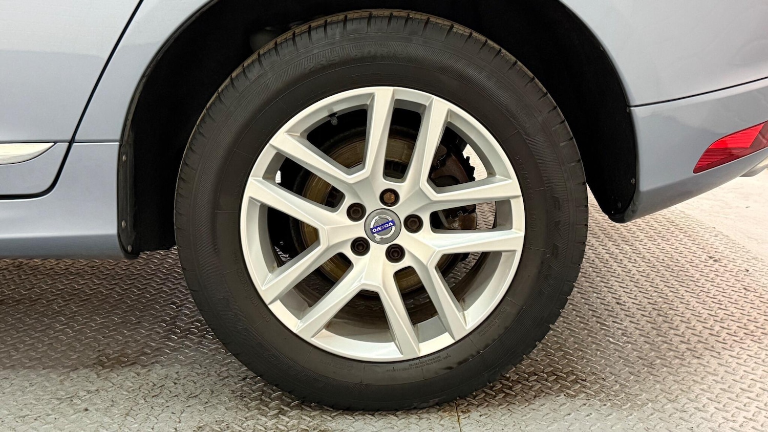 Used Volvo XC60 2017 for sale - 77396670: Photo 3