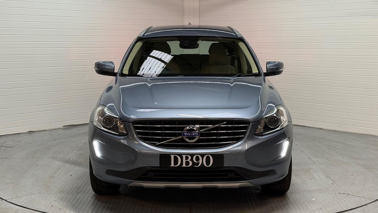 Used Volvo XC60 2017 for sale - 77396670: Photo 4