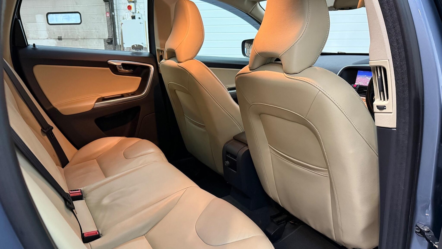 Used Volvo XC60 2017 for sale - 77396670: Photo 42