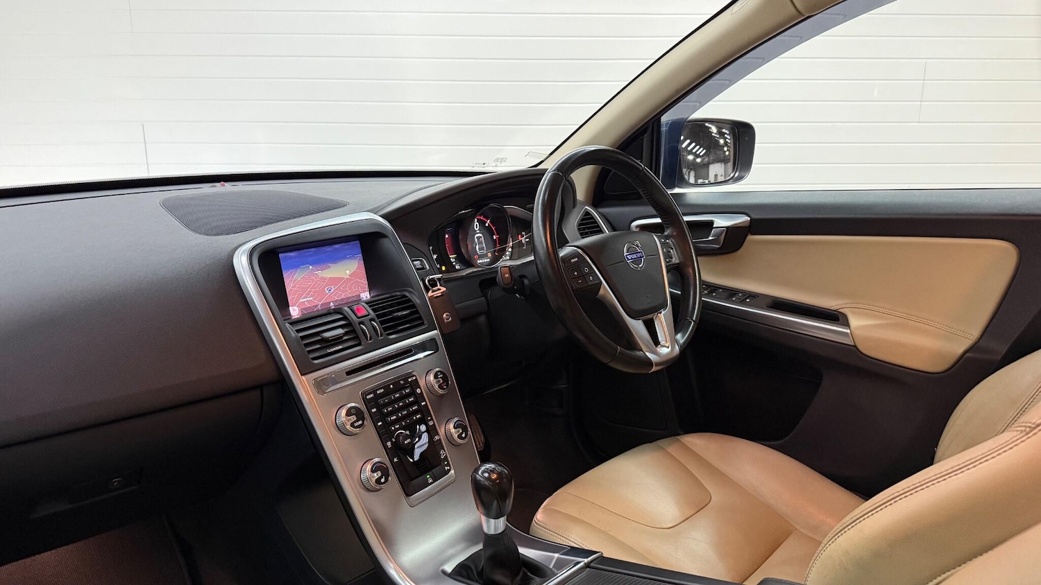 Used Volvo XC60 2017 for sale - 77396670: Photo 53