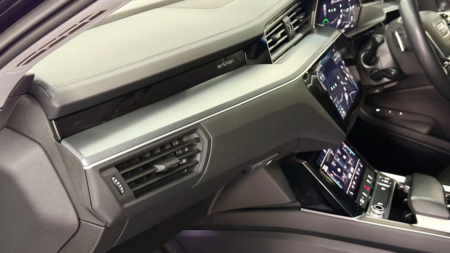 Used Audi e-tron 2021 for sale - 77016455: Photo 52