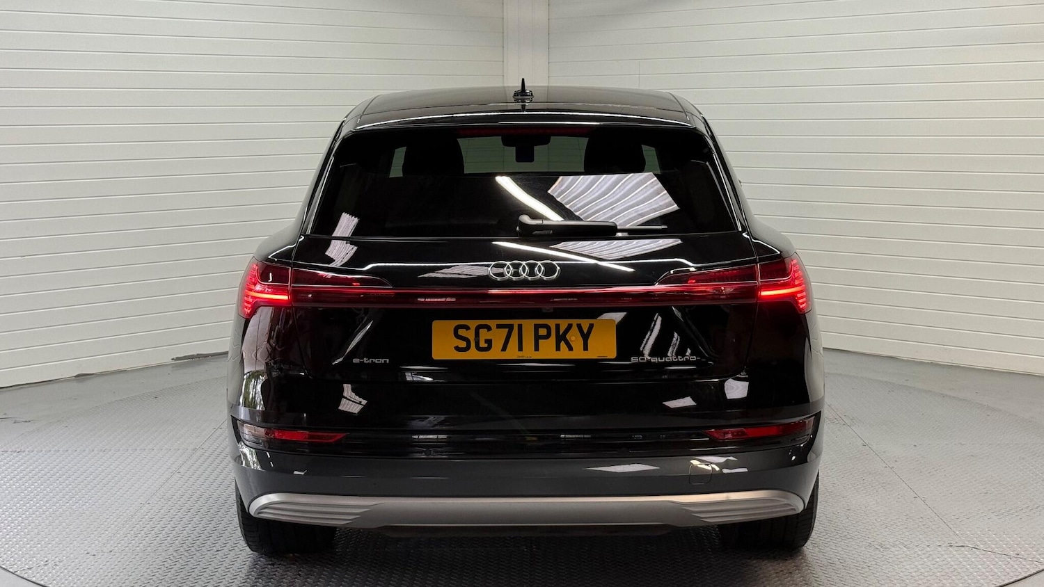 Used Audi e-tron 2021 for sale - 77016455: Photo 8