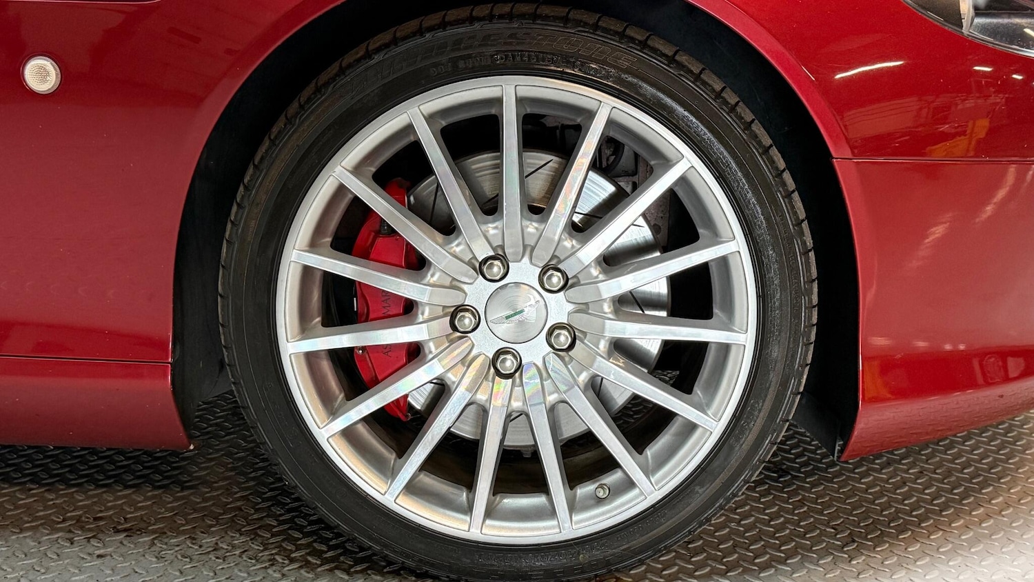 Used Aston Martin DB9 2007 for sale - 77737394: Photo 4