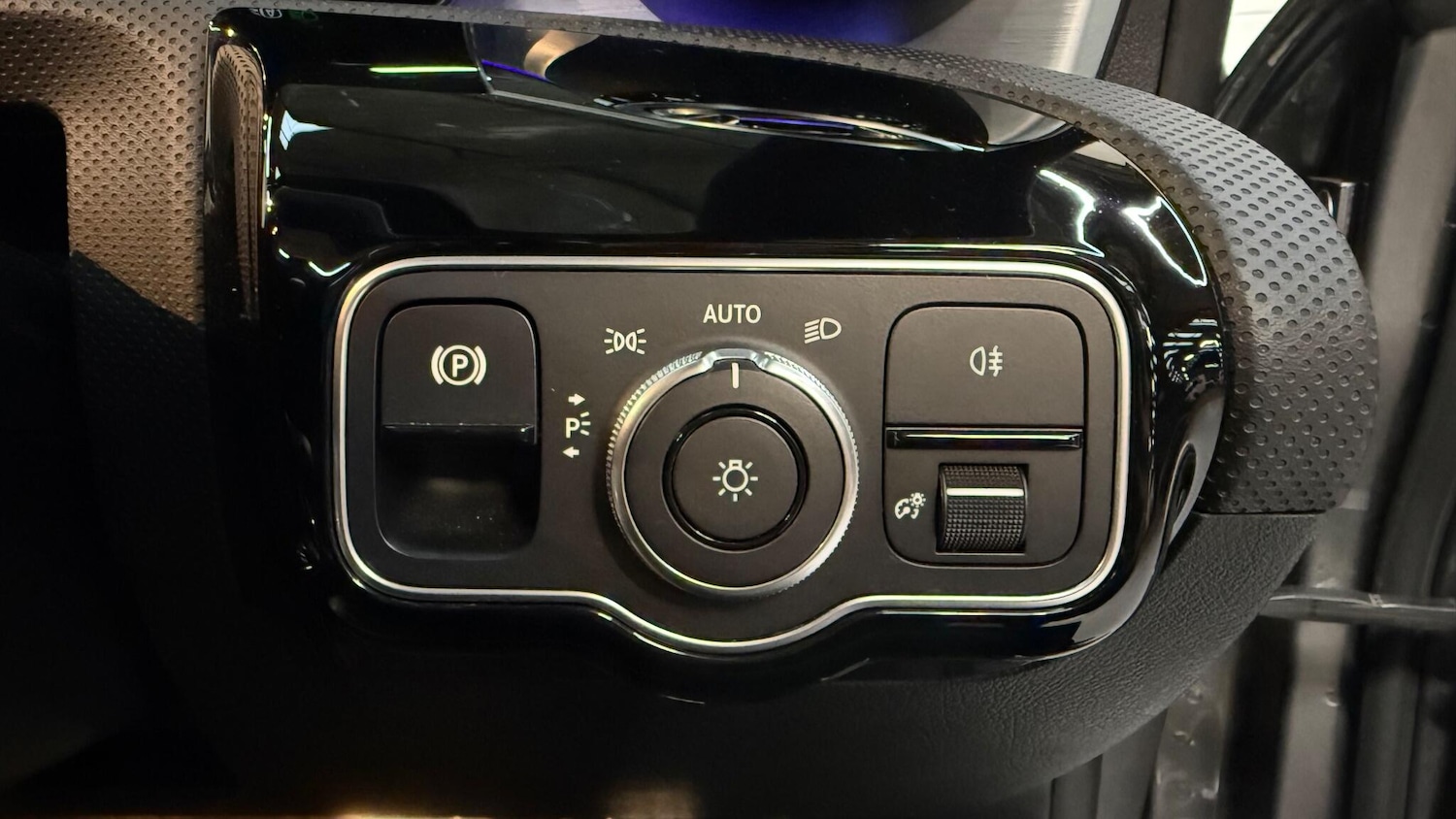 Used Mercedes-Benz CLA 2021 for sale - 76936343: Photo 30