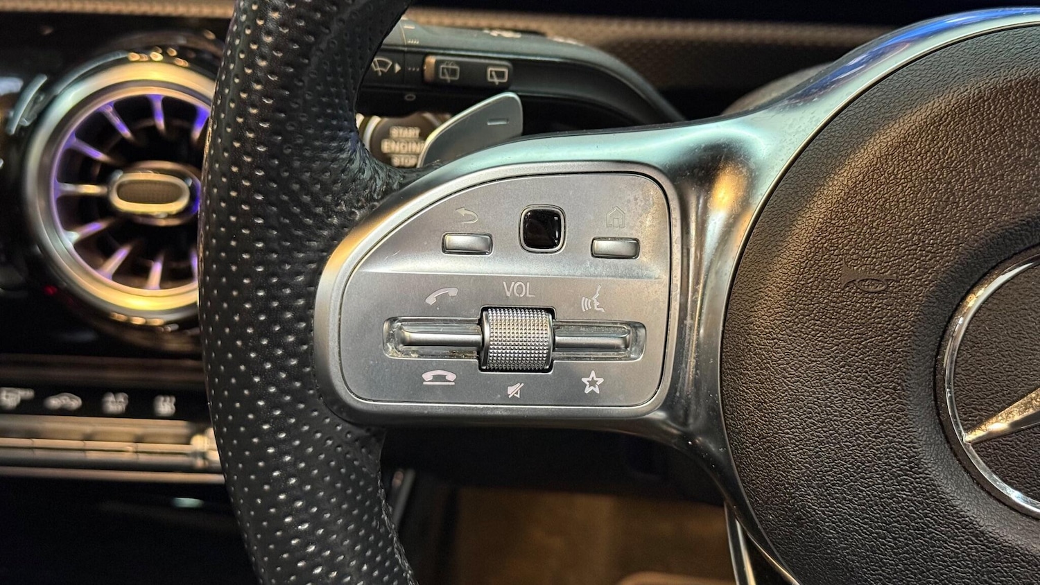 Used Mercedes-Benz CLA 2021 for sale - 76936343: Photo 32