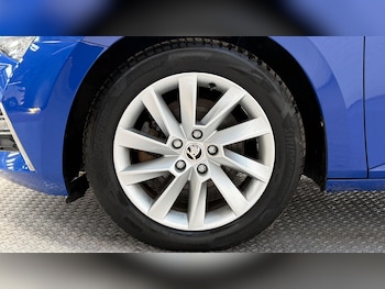 Used Skoda Superb 2021 for sale - 78562285: Photo