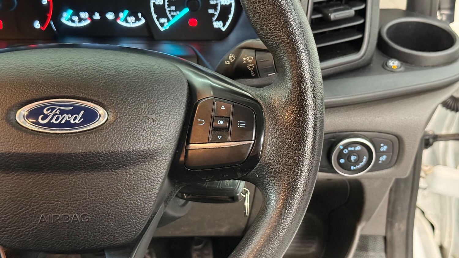 Used Ford Transit Custom 2020 for sale - 76200405: Photo 37