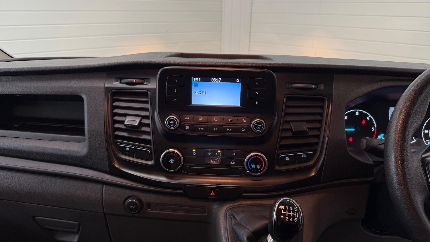 Used Ford Transit Custom 2020 for sale - 76200405: Photo 38