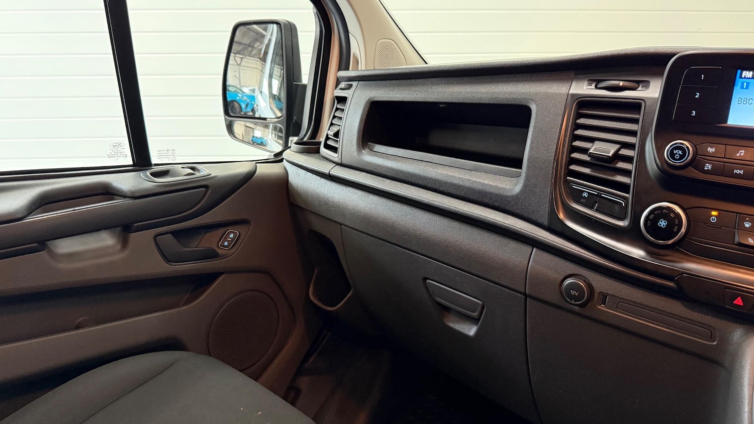 Used Ford Transit Custom 2020 for sale - 76200405: Photo 39