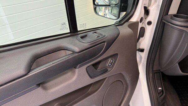Used Ford Transit Custom 2020 for sale - 76200405: Photo 44