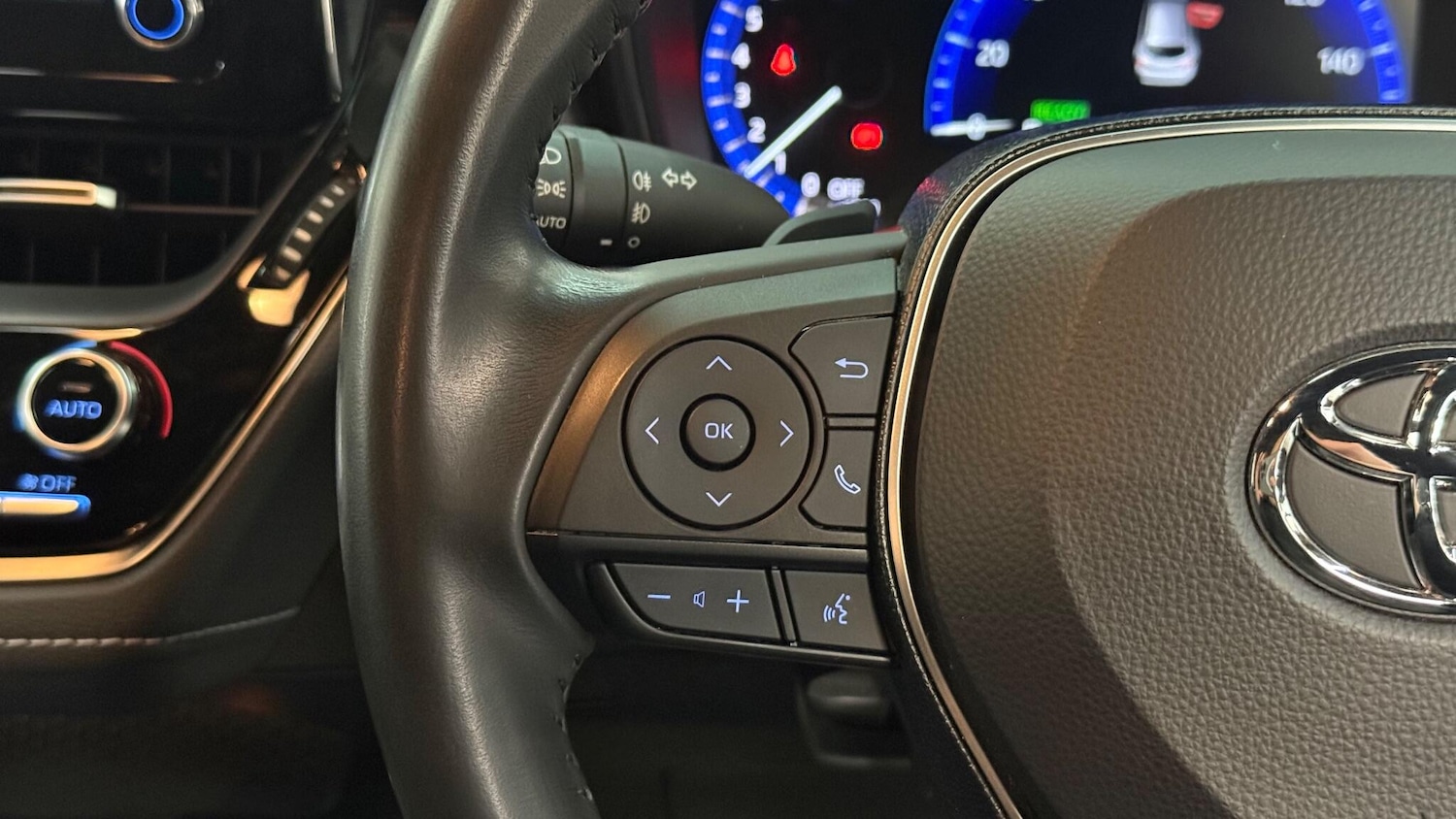 Used Toyota Corolla 2020 for sale - 76913655: Photo 28