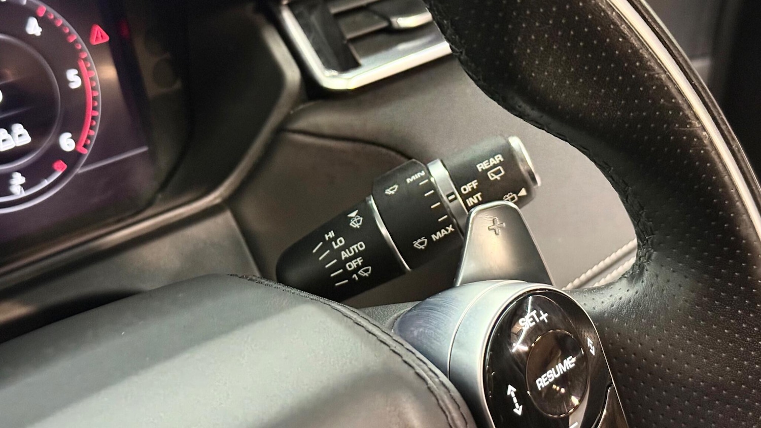 Used Land Rover Range Rover Velar 2019 for sale - 76561238: Photo 35