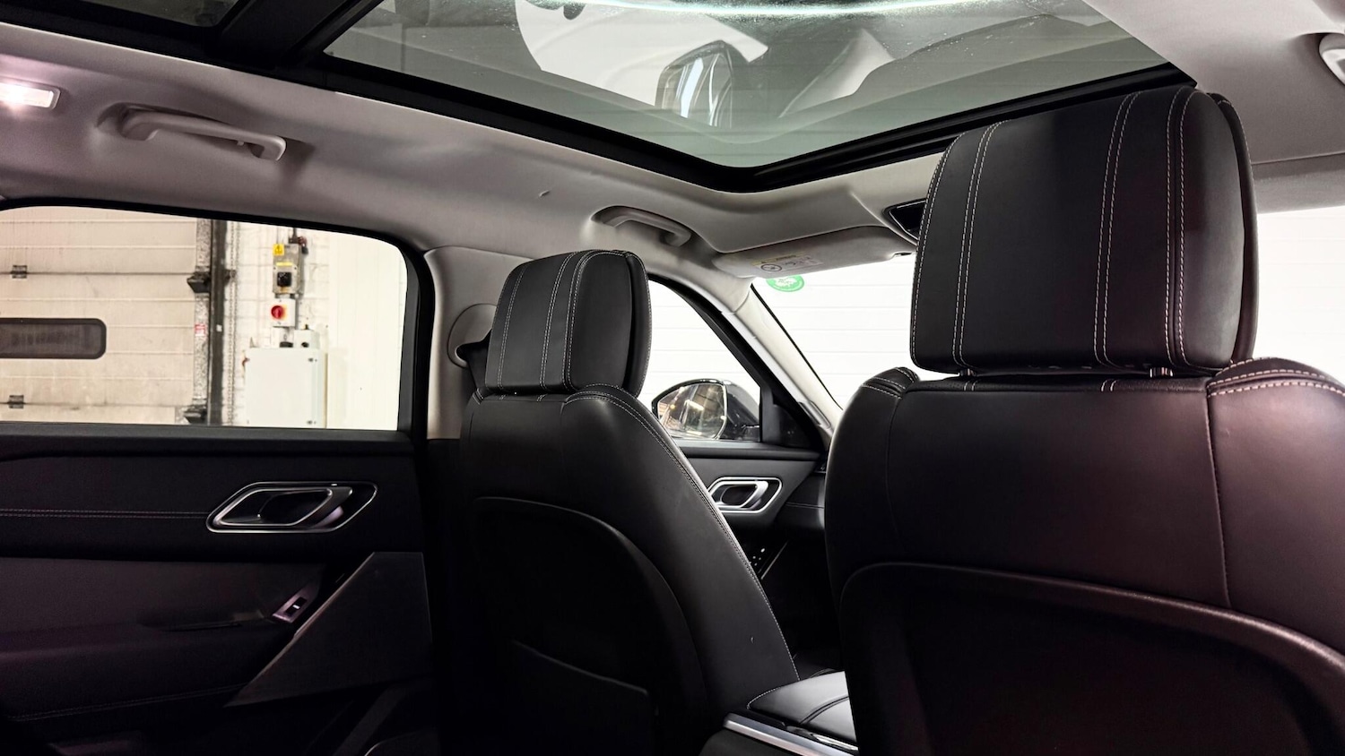 Used Land Rover Range Rover Velar 2019 for sale - 76561238: Photo 46