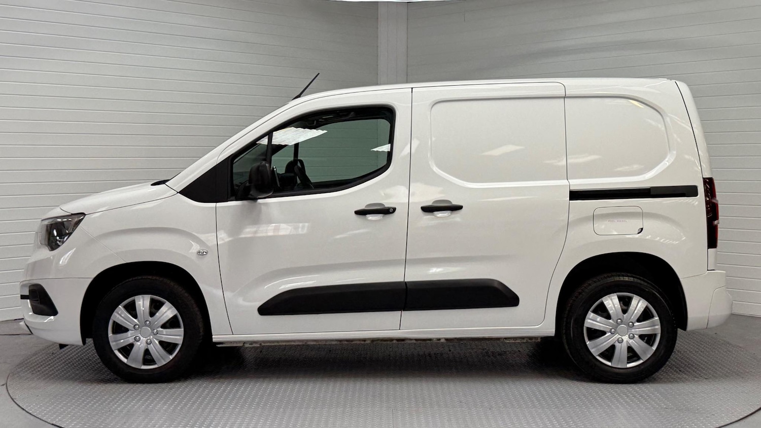 Used Vauxhall Combo 2022 for sale - 76992738: Photo 12