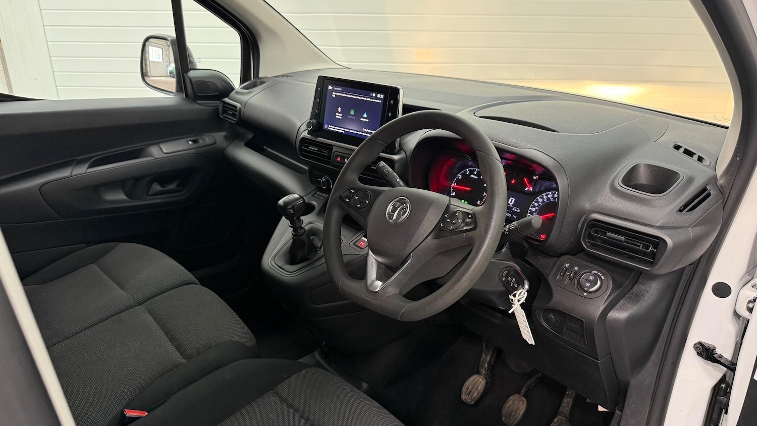 Used Vauxhall Combo 2022 for sale - 76992738: Photo 2