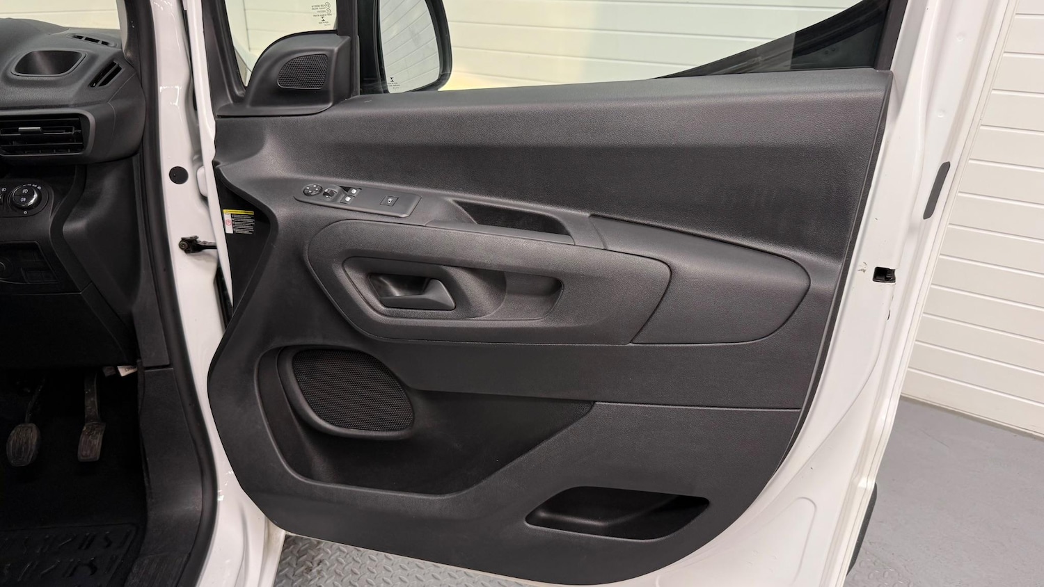 Used Vauxhall Combo 2022 for sale - 76992738: Photo 23